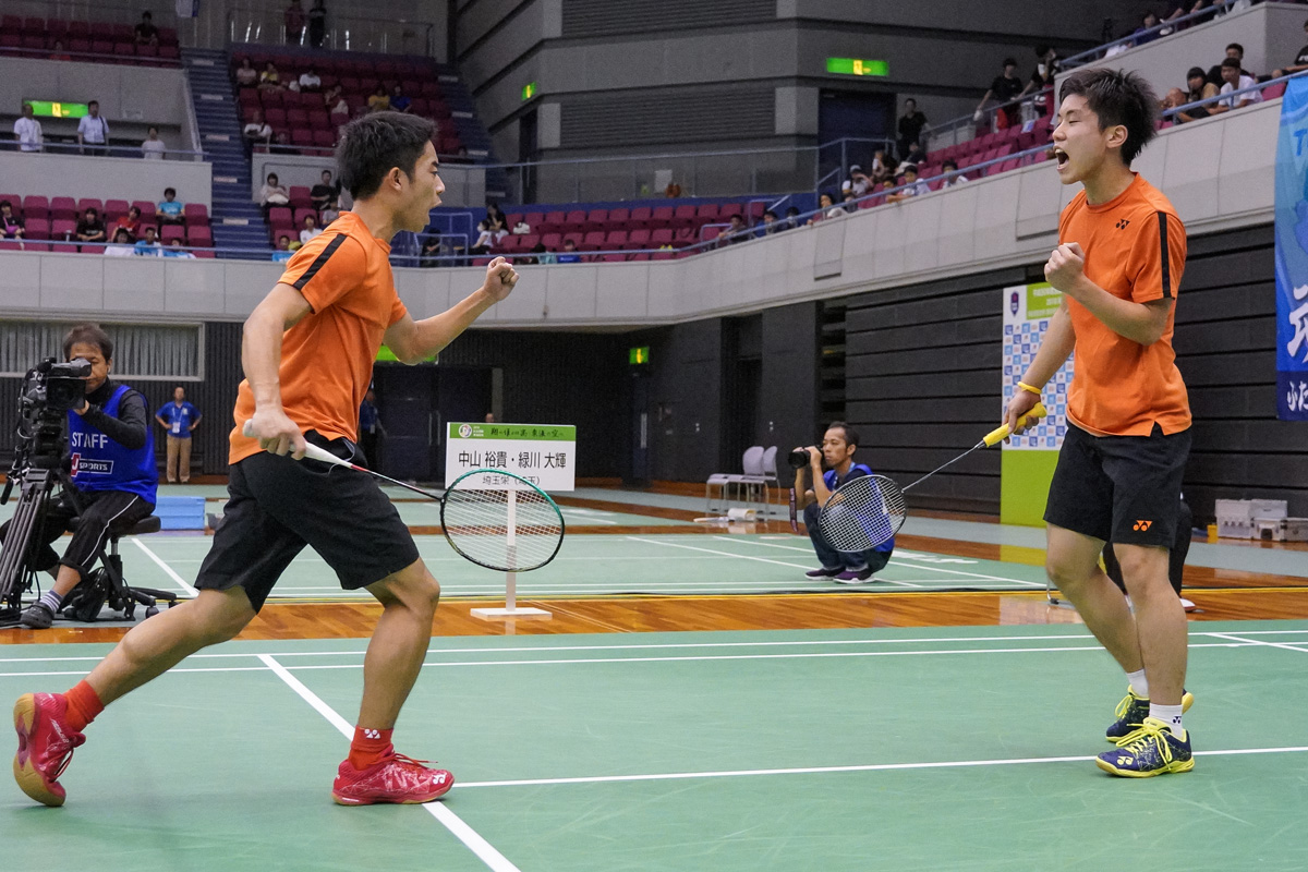 東海総体18 個人戦 緑川大輝が３冠 水井ひらりが春夏連覇 Smash And Net Tv バドミントン情報 動画 Smash And Net Tv